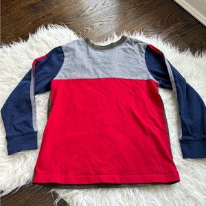 Hanna Andersson boys colorblock long sleeve tee size 6-7